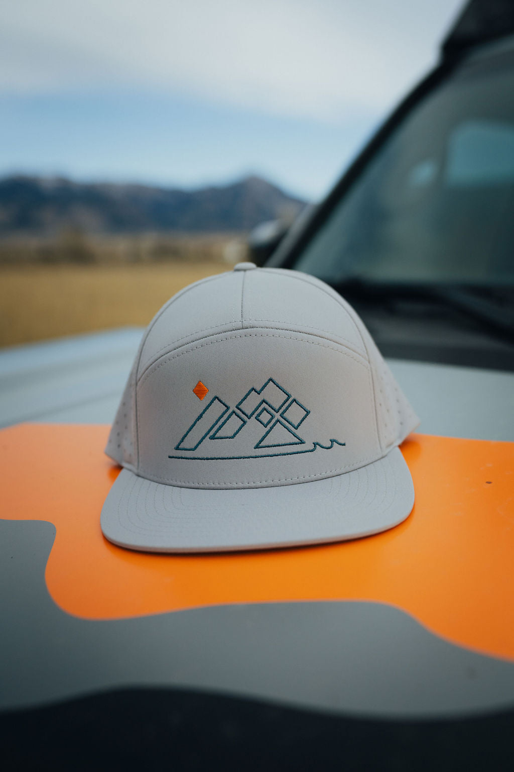 XOVERLAND "Spirit of Adventure" Hat - Gray
